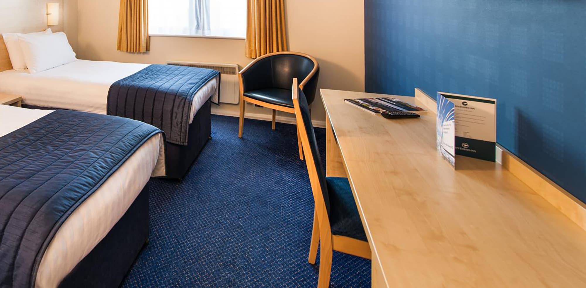 Leonardo Inn Aberdeen Airport Dyce Exterior photo