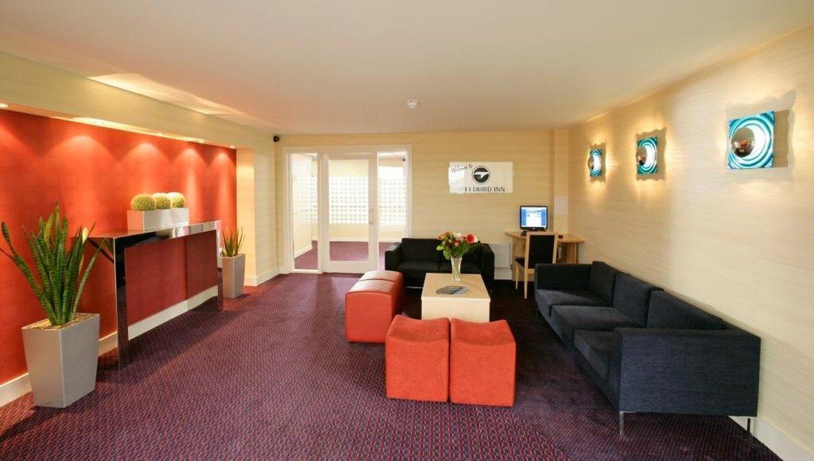 Leonardo Inn Aberdeen Airport Dyce Exterior photo